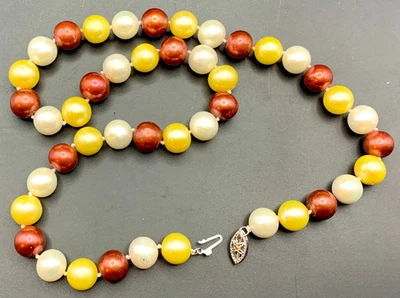 14k Gold Clasp Round Yellow Cranberry White Pearls Necklace Hand Knotted - Image 1 of 4