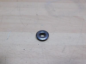 AUDI A6 C6 A4 B7 2.0 TDI PD 16V - VALVE SPRING DISC  (FIT TO EXHAUST & INTAKE) - Picture 1 of 2