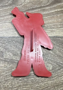 Vintage 1978 Chilton Twelve Days Of Christmas Red Cookie Cutter 11 Pipers Piping - Picture 1 of 3