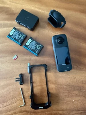 Insta360 X3 with Smallrig Aluminum Case - Image 1 of 4