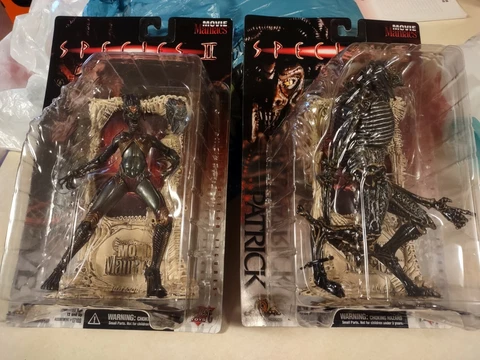 2 Lot McFarlane Toys Movie Maniacs Species II 2 Eve  Patrick Action Figures 1998 Cover