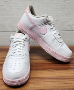Mens Size 11.5 Nike Air Force 1 '07 Low White Pink Sole CK7663-100 - Picture 1 of 9
