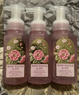 3 x Jabón de Manos Espumoso Suave Bath & Body Works AGUA DE ROSAS E HIEDRA NUEVO Foto 1 de 3