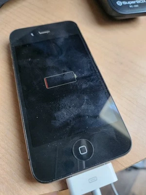 Apple iPhone 4 A1387 – 8GB/16GB – Black – Powers On – Vintage Classic Smartphone - Image 1 of 4