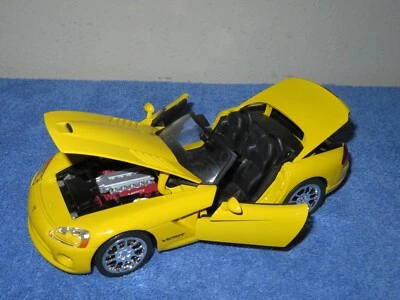 FAST & FURIOUS 2003 DODGE VIPER SRT-10 1:18 ERTL OPENING HOOD DOORS & TRUNK - Image 1 of 4