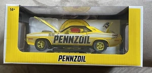 M2 Machines 1971 Plymouth Cuda 440 Pennzoil Chase, R117, 1:24 - Picture 1 of 6
