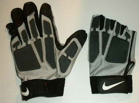 Set of Nike Clemson Tigers Player Issued Gloves Locker #59 Lineman Gray Cut Off Cover