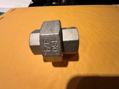 3/4" 3/4 in NPT Female Straight Union Pipe Fitting stainless steel 304 - Image 1 of 4