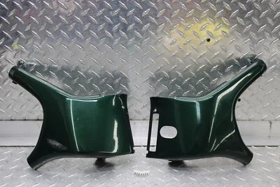 Cubiertas de cuadro Suzuki Intruder 1400 2000 47350-38B01-Y7G 47360-38B11-Y7G verde Foto 1 de 4