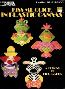 Leisure Arts 1218 KISS ME QUICK Candy 8 Designs Plastic Canvas Pattern Leaflet - Picture 1 of 2