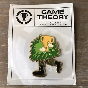 New Game Theory Fortnite Trophy Hunter Moving Enamel Pin Limited Edition ~B2~ - Picture 1 of 4