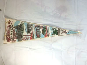 Vintage Washington D.C. Felt Gold Trim Souvenir Pennant Tourist Spots - Picture 1 of 6