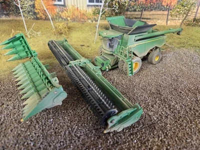 CUSTOM DUSTY 1/64 John Deere X9 1100 Combine PRESTIGE NEW!!! - Image 1 of 3