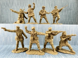 Conte Collectibles - Paratroopers 8 Poses 54mm Toy Soldiers - Picture 1 of 10