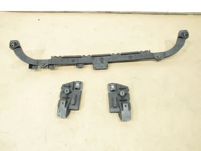 Juego de soportes de montaje de parachoques trasero Maserati Quattroporte 2016 14-19 3 piezas;:O Foto 1 de 4