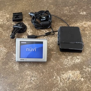 Garmin Nuvi 350 NA GPS Bundle - Picture 1 of 18