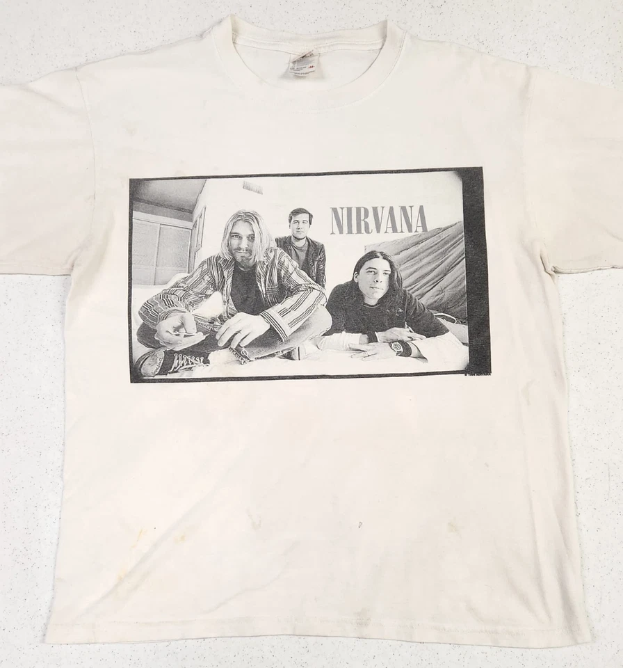 Camiseta De Colección Nirvana Original Blanco Yunque Mediana Grunge Banda Foto Camisa Años 90 Foto 1 de 4