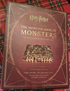Harry Potter The Monster Book of Monsters Prop Replica by Insight Collectibles - Picture 1 of 14