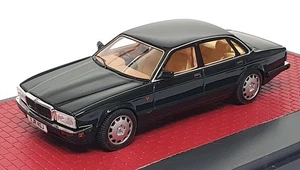 Matrix 1/43 Scale MX41001-263 - 1990-94 Jaguar XJR (XJ40) - Green - Picture 1 of 5