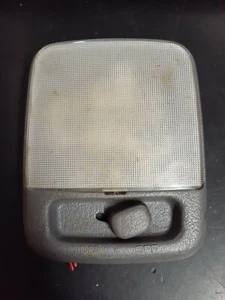 1998 NISSAN PATHFINDER INTERIOR OVERHEAD DOME LIGHT LAMP ~B42 - Picture 1 of 2