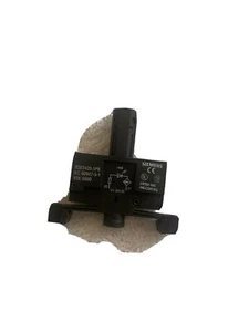 siemens 3SB3420-1PB 22MM LAMPENFASSUNG MIT INTEGRIERTER ROTER LED - Bild 1 von 3