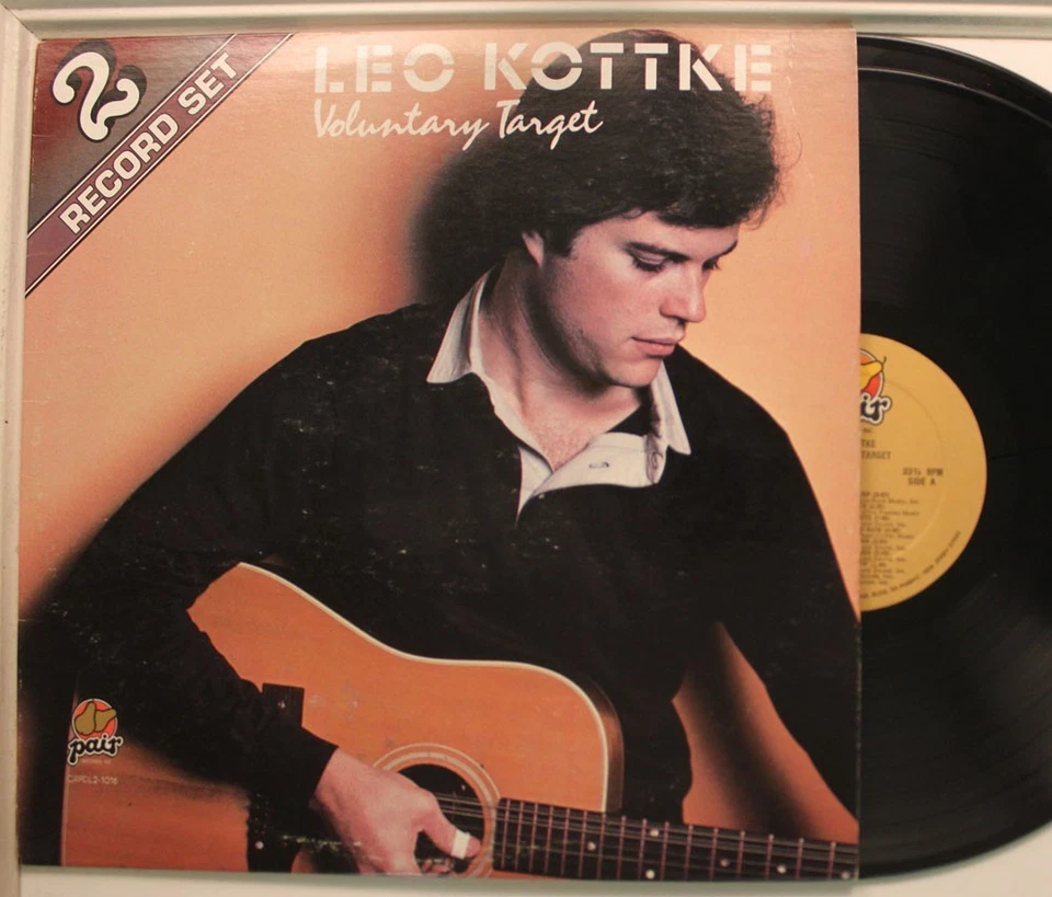 Leo Kottke 2 - Disc Lp Voluntary Target On Pair - Vg+ To Vg++/ Vg+ To Vg++ Foto 1 de 1