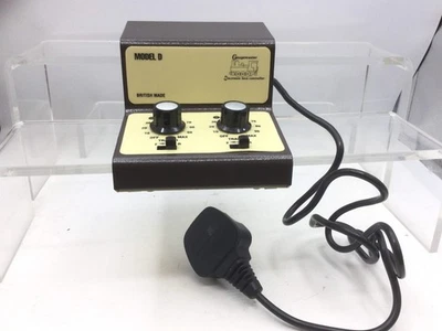Gaugemaster Model D Twin Track Controller - Image 1 of 2
