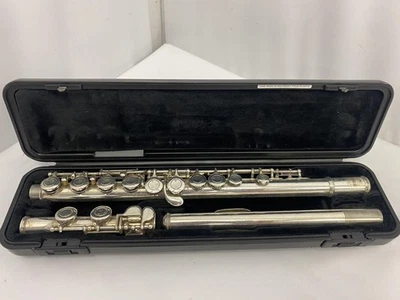 YAMAHA YFL-221SⅡ Student Flute Nickel Silver Plated - Image 1 of 4