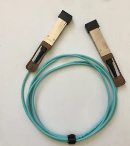 Genuine Cisco 100G AOC 2M QSFP-100G-AOC 2M Active Optic Cable - Picture 1 of 3