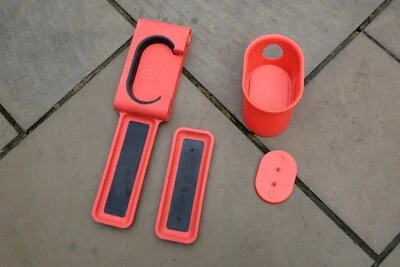 Cycloc Endo Vertical Bike Display Wall Mount + Loop Accessory Mount Red - Image 1 of 3