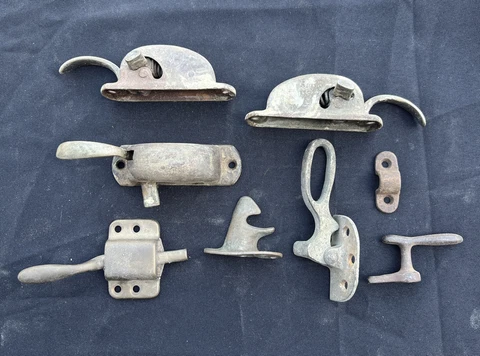 ANTIQUE VINTAGE Nickel ICE BOX CHEST LATCHES locks & keepers hardware Cover