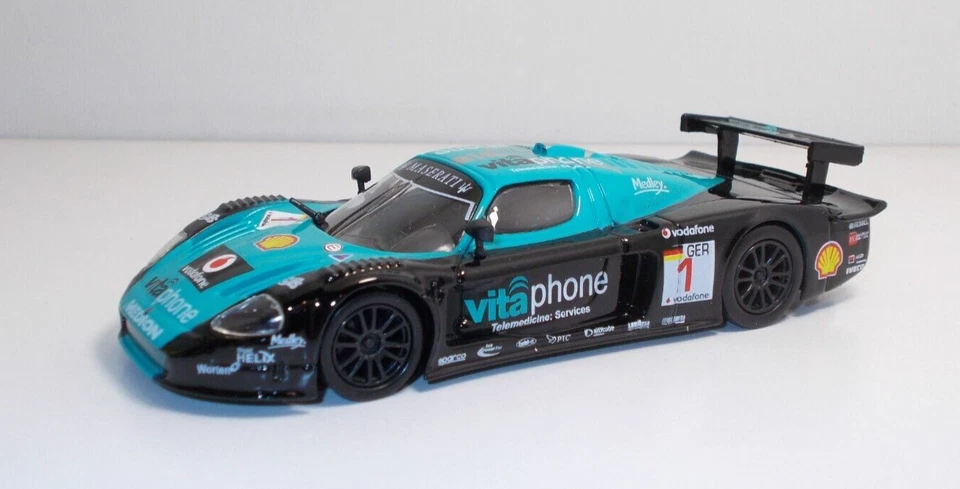 Bburago 38010 Maserati MC12 Racing - METAL Scala 1:43 - Immagine 1 di 4