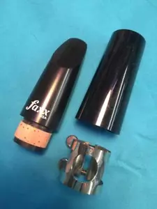 FAXX Portaclarinetto in gomma dura Bb-FX45-Nuovissimo con legatura e tappo! - Foto 1 di 1