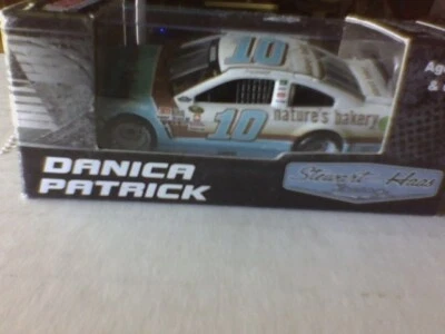 Danica Patrick 1/64 2016 #10 Nature's Bakery Darlington Chevy SS - Image 1 of 2