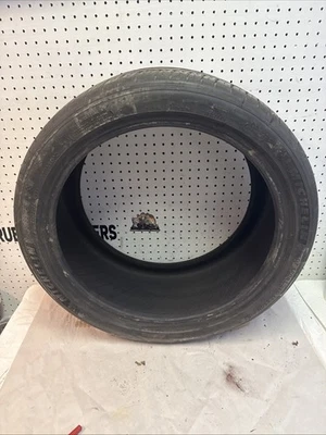 Michelin Pilot Sport 265/35ZR19 usado toda la temporada 4 98Y - 6 32nds Foto 1 de 4