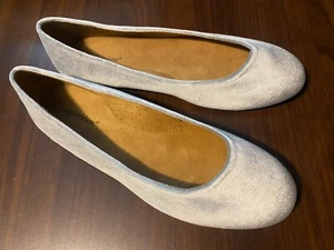 Comfortview Women's Wide Width The Beth Flat Silver/Metal NIB - 9W - Picture 1 of 7