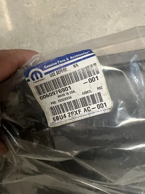 Jeep Wrangler Gladiador 2022-2024 presa de aire genuina Mopar 6BU4-2RXF AC-001 2-J Foto 1 de 4