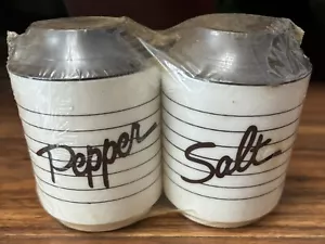 Vintage Plastic Salt and Pepper Shakers Signature by Alabaster Industries Retro - Picture 1 of 5