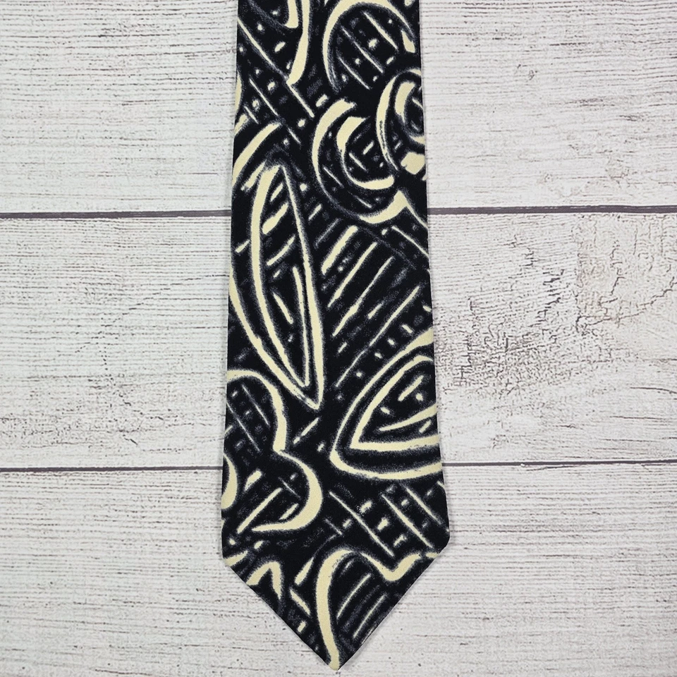 Hugo Boss Men's VINTAGE 100% Silk Retro Luxury Black Geometric Neck Tie - Image 1 of 4