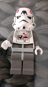 LEGO AT-AT Driver 2004 Red Imperial Logo 4483 - Mini FIGURE 