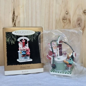 HALLMARK KEEPSAKE MAGIC LIGHT ORNAMENT 1996 SHARING A SODA SANTA'S SODA SHOP - Picture 1 of 14