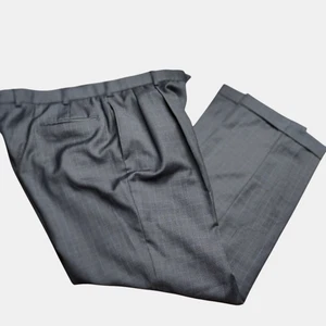JOS A BANK Wool Plaid Checked 40x30 Men's Pants Slacks Cuffed Pleated - Picture 1 of 14