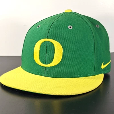 Chapéu reflexivo Oregon Ducks Nike verdadeiro verde brilhante amarelo (33561-OD1) - Imagem 1 de 4