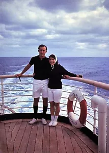 Vintage Slide, Peggy & Don (Twins) onboard the P&O Cruise Ship "SS Canberra" - Picture 1 of 1