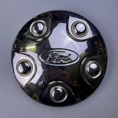 Tapa central de cubo de rueda de policía Ford Taurus Explorer 2013-2017 P/N DG13-1A096-PA OEM Foto 1 de 4