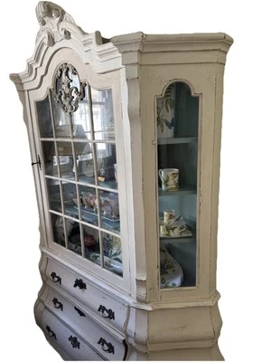 Dutch  reproduction In antique Style furniture display cabinet Distressed White - image 1 of 4
