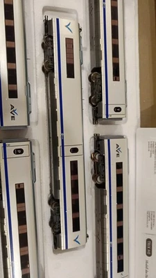 Trix AVE Velaro composición completa H0 digital sonido DC Renfe ref. 22325 - Imagen 1 de 3