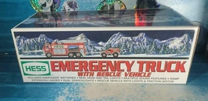 Hess 2005 Emergency Truck With Rescue Vehicle - NIB - Picture 1 of 5