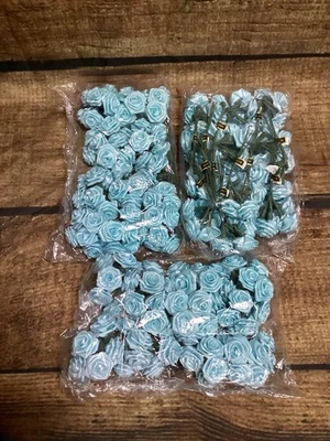 216 Vintage 5/8” Azul Satinado Cinta Rosa Flores Alambre Tallo Boda Artesanía Nuevo de Lote Antiguo Foto 1 de 4