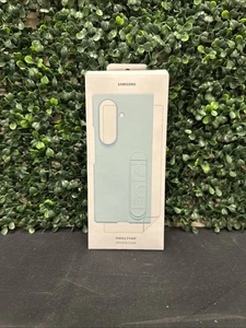 Samsung Galaxy Z Fold 7 Silicone Case - Picture 1 of 6